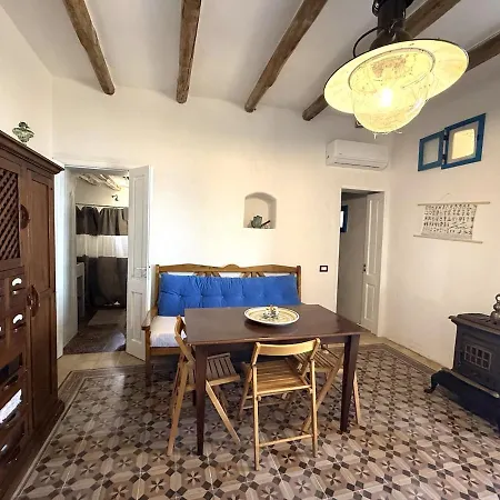 Casa Chiara, Terrace With Sea View Holiday home Malfa (Salina)