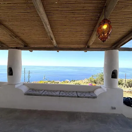 Holiday home Casa Chiara, Terrace With Sea View Malfa (Salina)